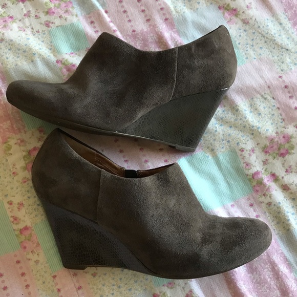 clarks suede wedge booties